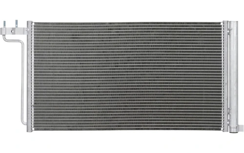 Condensador Automotriz Ford Focus  Se Sel, Titanium T/A T/M 12-16