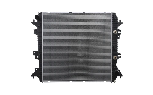 13879 Radiador AUT Silverado 2500 HD/3500 HD, GMC 2500 HD/3500 HD